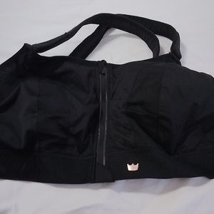 Shefit ultimate sports bra size 6luxe black new